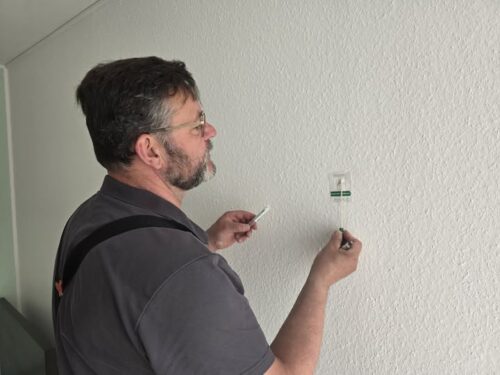 Probeentnahme bei Verdacht auf Schimmel